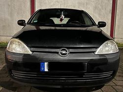 Schwarz Gebraucht 2002 Opel Corsa Kleinwagen | 2.300 € (Etwas zu teuer)
