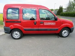 Rot Gebraucht 2002 Renault Kangoo Authentique Van / Kleinbus | 1.199 € (Fairer Preis)