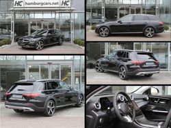 Obsidianschwarz met... Gebraucht 2024 Mercedes C220 Premium Kombi | 49.480 €