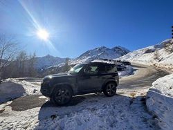 Schwarz Gebraucht 2024 Land Rover Defender SUV | 109.980 € (Fairer Preis)