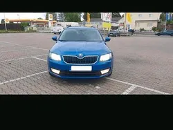 Blau Gebraucht 2016 Skoda Octavia Kombi | 9.000 € (Fairer Preis)
