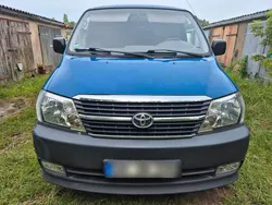 Blau Gebraucht 2010 Toyota HiAce Van / Kleinbus | 12.500 € (Teuer)