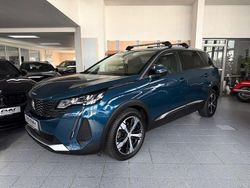Blau Gebraucht 2021 Peugeot 5008 Allure SUV | 24.950 € (Fairer Preis)