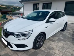 Weiß Gebraucht 2019 Renault Mégane IV Life Limousine | 10.700 € (Fairer Preis)