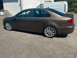 Braun Gebraucht 2012 VW Jetta Limousine | 7.290 € (Fairer Preis)