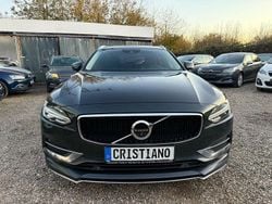 Grau Gebraucht 2017 Volvo V90 Momentum Kombi | 15.999 €