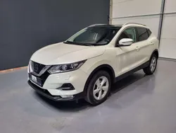 Brilliant white Gebraucht 2018 Nissan Qashqai Acenta SUV | 12.950 € (Fairer Preis)