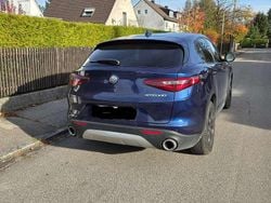 Blau Gebraucht 2020 Alfa Romeo Stelvio Super SUV | 24.100 € (Fairer Preis)