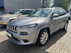 Grau Gebraucht 2016 Jeep Cherokee Overland SUV | 13.900 € (Fairer Preis)