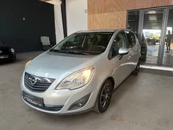 Silber Gebraucht 2011 Opel Meriva Edition Van / Kleinbus | 5.450 € (Fairer Preis)