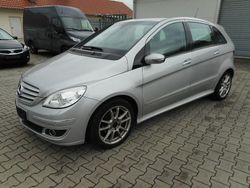 Silber Gebraucht 2008 Mercedes B200 Van / Kleinbus | 3.599 € (Superpreis)