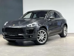 Grau Gebraucht 2016 Porsche Macan SUV | 28.900 € (Guter Preis)