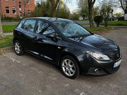 Grau Gebraucht 2010 Seat Ibiza Limousine | 2.500 € (Guter Preis)