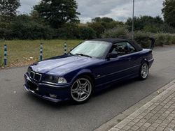 Blau Gebraucht 1997 BMW 320 Cabriolet Cabrio | 8.999 € (Teuer)
