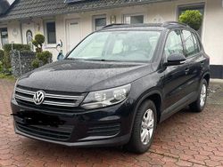 Schwarz Gebraucht 2014 VW Tiguan SUV | 12.300 € (Fairer Preis)