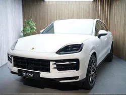 Weiß Gebraucht 2024 Porsche Cayenne SUV | 98.711 € (Superpreis)