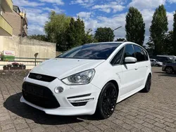 Weiß Gebraucht 2015 Ford S-MAX Titanium S Van / Kleinbus | 13.390 € (Fairer Preis)