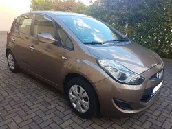 Braun Gebraucht 2014 Hyundai ix20 Edition Van / Kleinbus | 5.990 € (Fairer Preis)