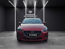 Rot Gebraucht 2016 Mazda 2 Sports-Line Kleinwagen | 11.990 € (Fairer Preis)