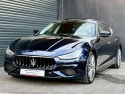 Blu nobile pearl Gebraucht 2020 Maserati Ghibli Coupé | 54.990 €
