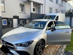 Silber Gebraucht 2020 Mercedes CLA200 Coupé | 27.500 € (Etwas zu teuer)