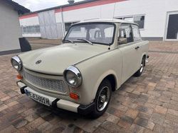 Weiß Gebraucht 1988 Trabant 601 | 6.000 €