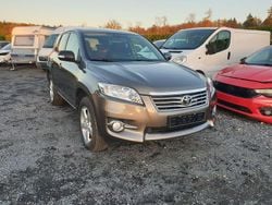 Braun Gebraucht 2012 Toyota RAV4 SUV | 5.900 € (Superpreis)