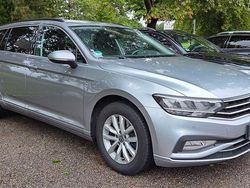 Silber Gebraucht 2022 VW Passat Business Kombi | 19.590 € (Fairer Preis)
