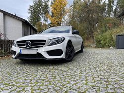 Weiß Gebraucht 2017 Mercedes C300 AMG line Kombi | 22.500 € (Guter Preis)