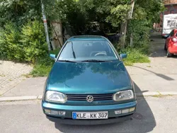 Grün Gebraucht 1997 VW Golf III Limousine | 900 € (Guter Preis)