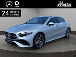 Silber Gebraucht 2023 Mercedes A200 AMG Limousine | 34.980 € (Etwas zu teuer)