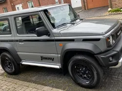 Grau Gebraucht 2024 Suzuki Jimny SUV | 35.000 € (Etwas zu teuer)