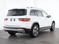 Gebraucht 2024 Mercedes GLB200 SUV | 42.780 € (Etwas zu teuer)