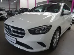 Weiß Gebraucht 2019 Mercedes B220 Van / Kleinbus | 26.949 € (Etwas zu teuer)