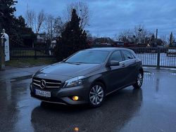 Braun Gebraucht 2013 Mercedes A180 Kleinwagen | 9.500 € (Fairer Preis)