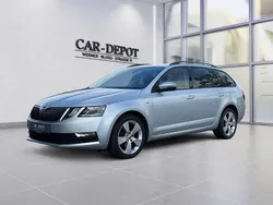 Silber Gebraucht 2018 Skoda Octavia Clever Kombi | 11.499 € (Guter Preis)
