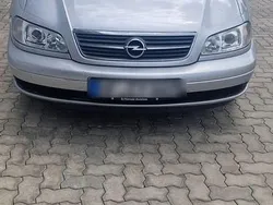 Silber Gebraucht 2002 Opel Omega Limousine | 1.800 €