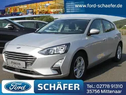 Silber Gebraucht 2021 Ford Focus Cool & Connect Limousine | 13.790 € (Etwas zu teuer)