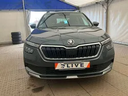 Grau Gebraucht 2020 Skoda Kamiq SUV | 16.000 € (Guter Preis)