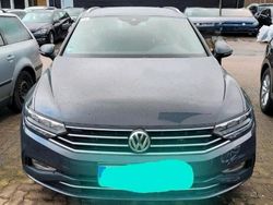 Grau Gebraucht 2019 VW Passat Kombi | 16.900 €