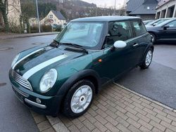 Grün Gebraucht 2002 Mini ONE Kleinwagen | 1.999 € (Fairer Preis)