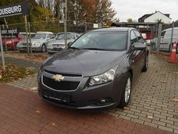 Grau Gebraucht 2012 Chevrolet Cruze Limousine | 4.990 € (Fairer Preis)