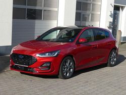 Rot Gebraucht 2025 Ford Focus ST-Line X Limousine | 26.690 € (Fairer Preis)