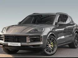 Grau Neu 2025 Porsche Cayenne SUV | 139.092 € (Superpreis)