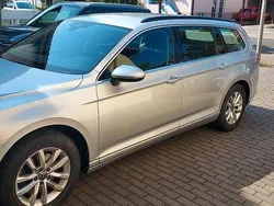Silber Gebraucht 2020 VW Passat Business Kombi | 16.500 € (Fairer Preis)