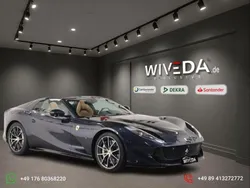 Blau Gebraucht 2022 Ferrari 812 Cabrio | 440.000 €