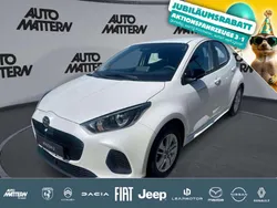Lunar white Neu 2024 Mazda 2 Center-Line Limousine | 21.390 € (Fairer Preis)