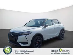 Weiss perle perlmutt (metallic) Gebraucht 2023 DS Automobiles DS3 Crossback Performance Line Plus SUV | 23.790 €