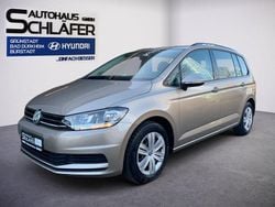 Titanium beige metallic Gebraucht 2018 VW Touran Trendline Van / Kleinbus | 16.480 € (Guter Preis)