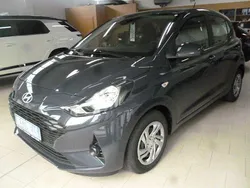Mangrove green /mic Neu 2024 Hyundai i10 Pure Kleinwagen | 15.349 € (Fairer Preis)